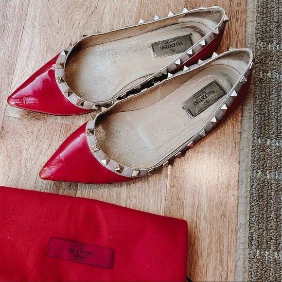 Valentino Garavani Rockstud red patent leather with studs pointed flats … - Picture 5 of 10